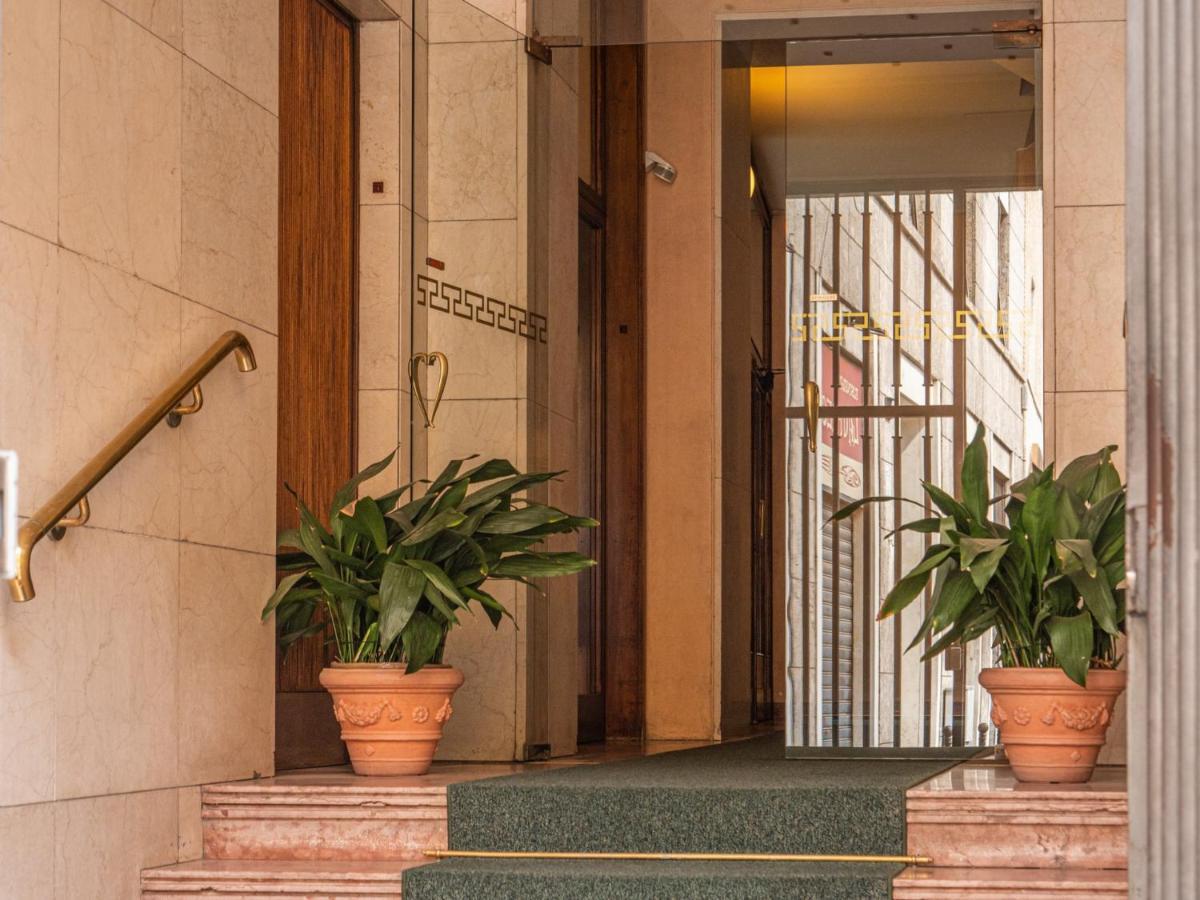The Best Rent - Apartment With Balcony In Milan Downtown Exterior foto
